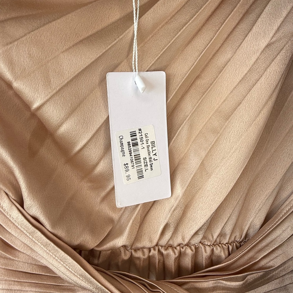 Asymmetrical One-Shoulder Pleated Midi Dress in Cream/Gold - Picture 4 of 8